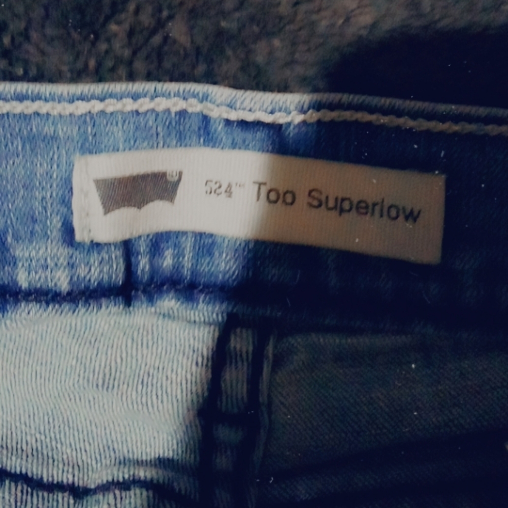 Levi's